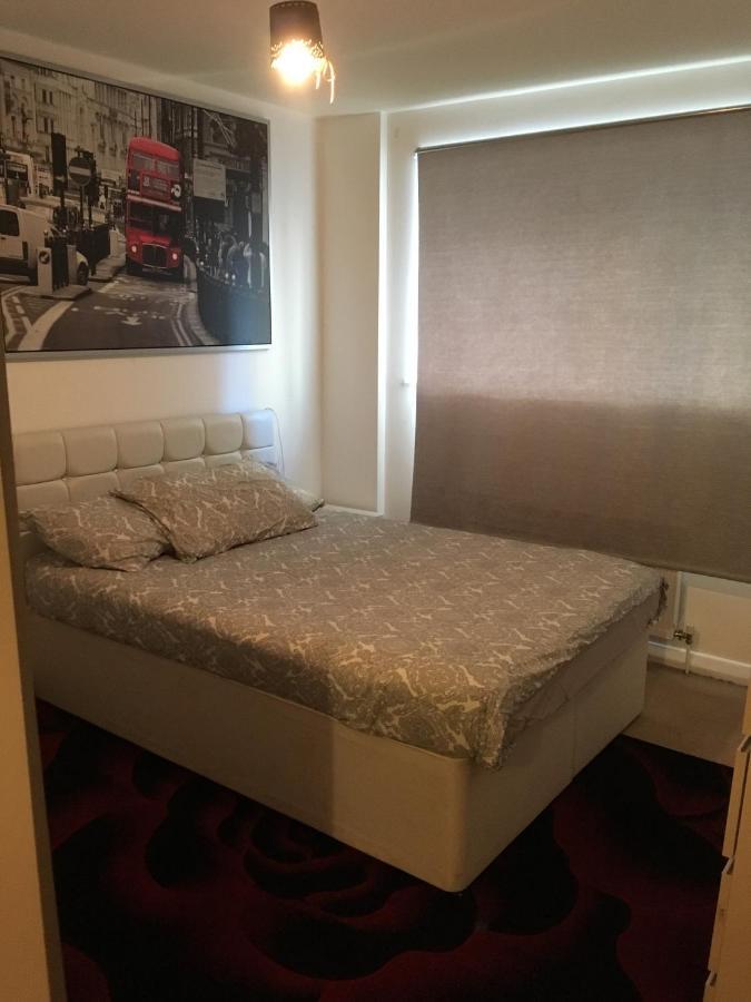 1 Bed Apt Near Canary Wharf London City Centre Екстериор снимка
