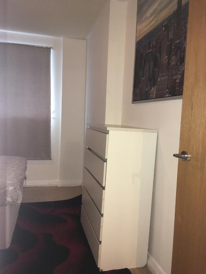 1 Bed Apt Near Canary Wharf London City Centre Екстериор снимка