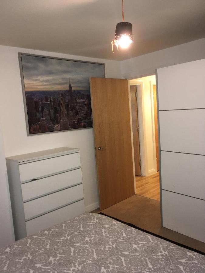 1 Bed Apt Near Canary Wharf London City Centre Екстериор снимка