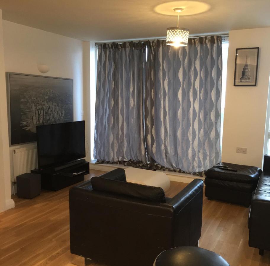1 Bed Apt Near Canary Wharf London City Centre Екстериор снимка